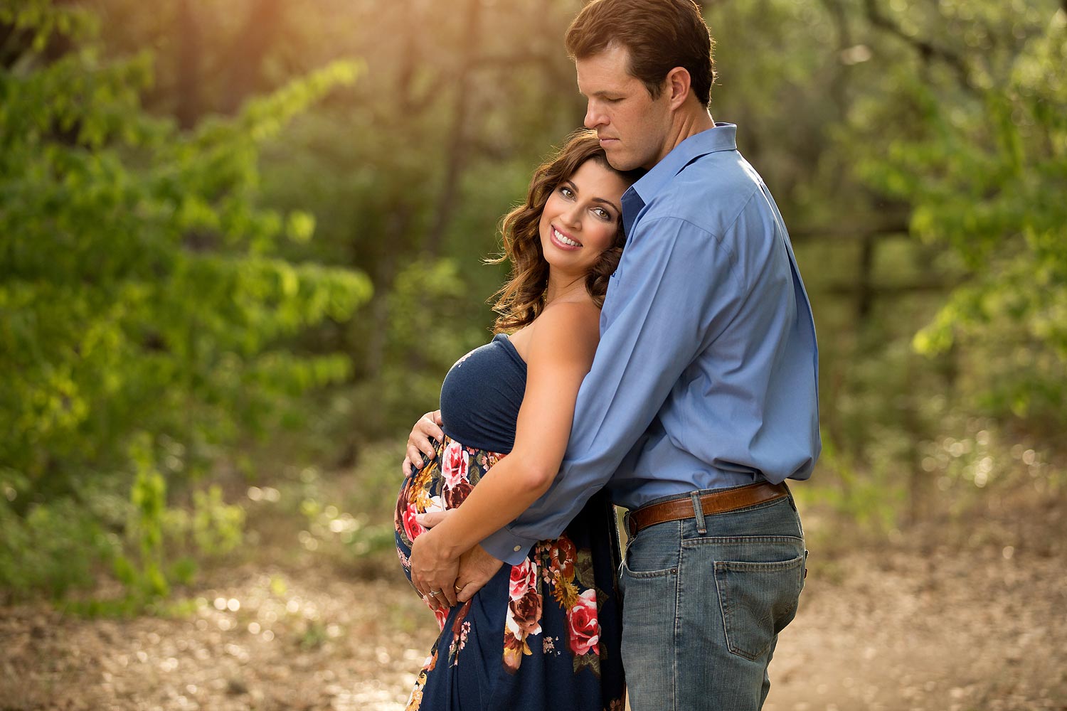 Best San Antonio Locations for Maternity Portraits